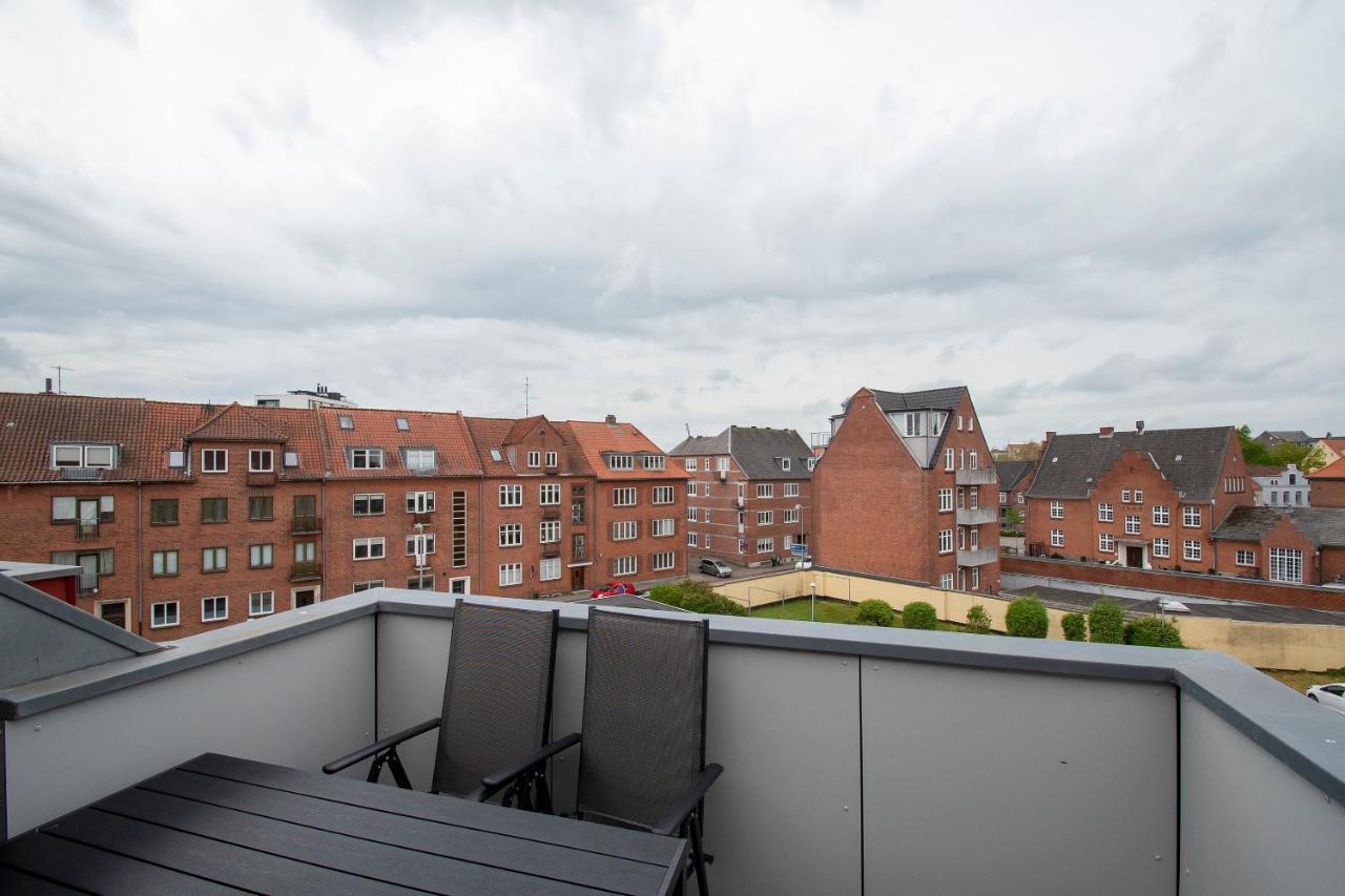 Stylish Two Floor Deluxe - 2 Bedroom